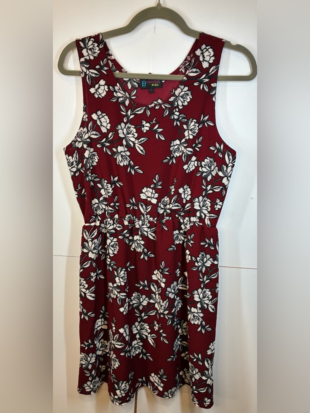 B Famous USA Burgandy Floral Fit & Flare Mini Dress Elastic Waist Sleeveless Lrg
